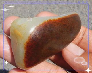 和田玉黑皮籽料的珍贵性与市场趋势分析
